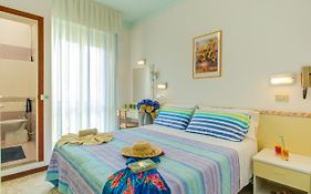Hotel Puppi  3*
