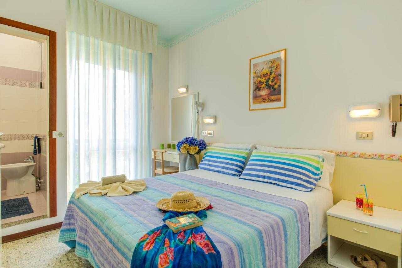 Hotel Puppi Cattolica Esterno foto