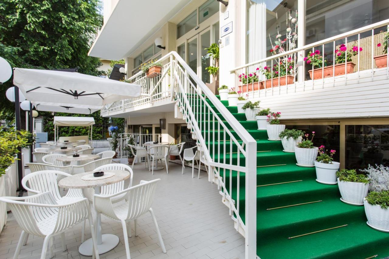 Hotel Puppi Cattolica Esterno foto
