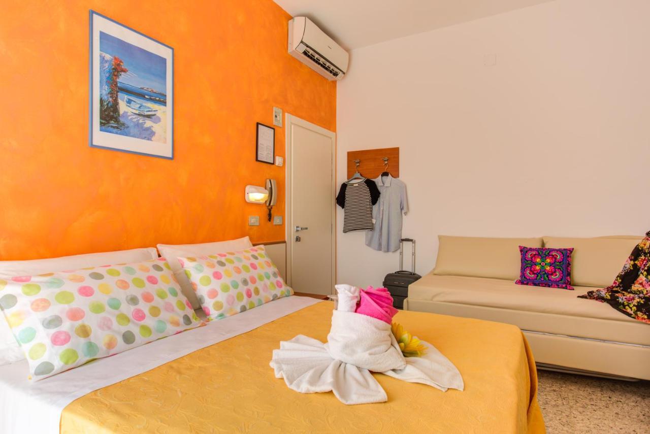 Hotel Puppi Cattolica Esterno foto