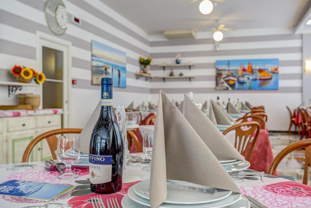 Hotel Puppi Cattolica Esterno foto